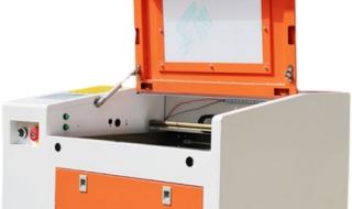 小型激光切割设备