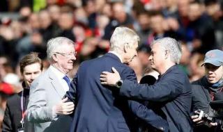 曼联主帅历任是谁